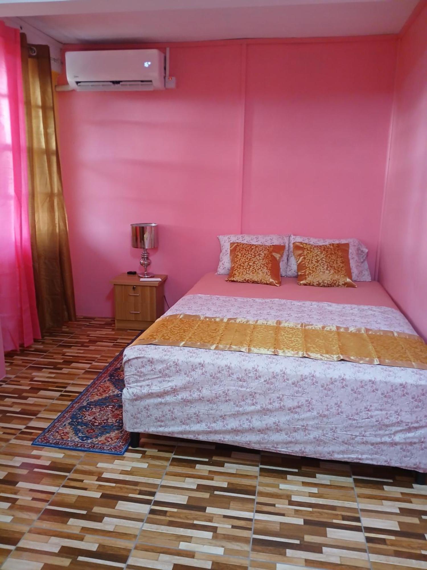 Natrue'S Haven Bed & Breakfast Marigot Luaran gambar
